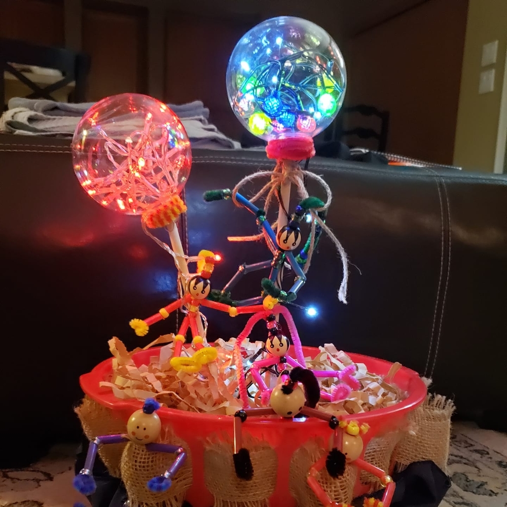 Meet your Posher, Aprille